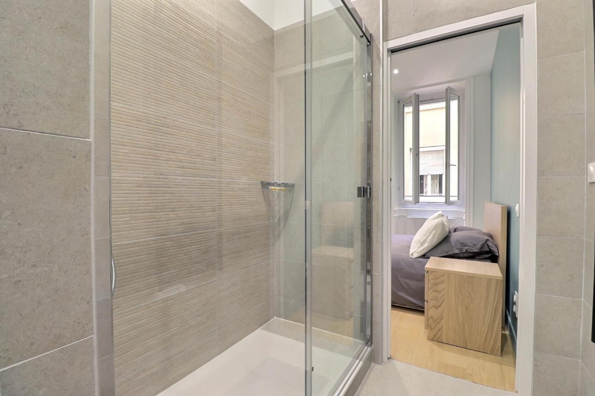 Appartement De Standing Pour 6 Refait A Neuf Lyon Exterior foto